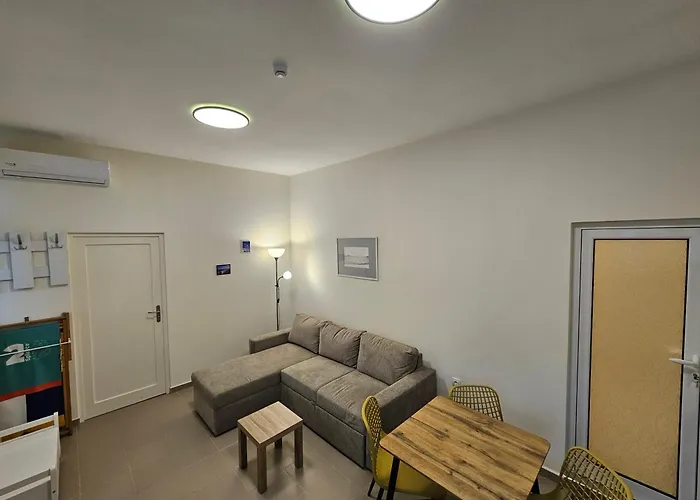 Azur - Self Check-in And 2 Bikes * بورغاس