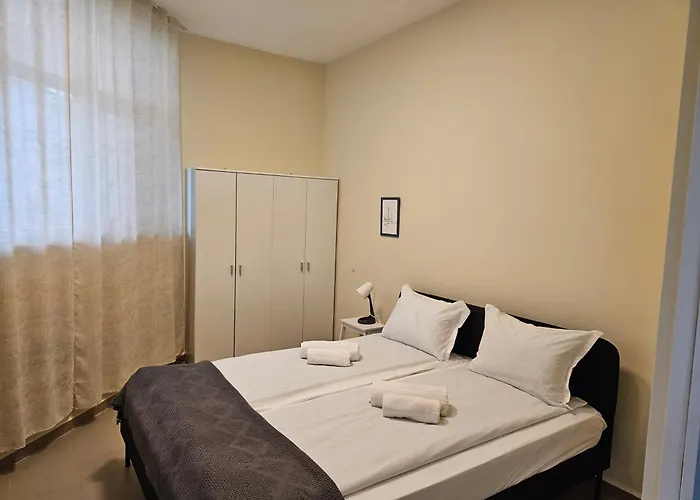 Azur - Self Check-in And 2 Bikes * Бургас