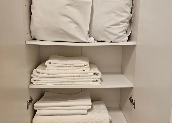 Апартамент Azur - Self Check-in And 2 Bikes Бургас