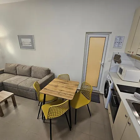 Apartment Azur - Self Check-in And 2 Bikes Burgas